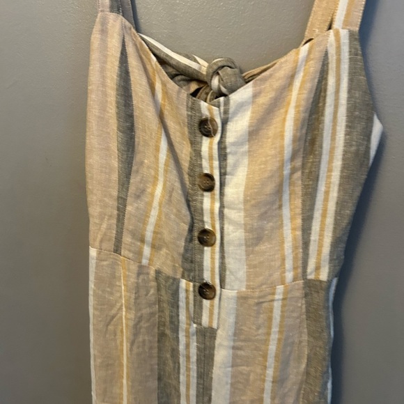 Romeo & Juliet Couture jumpsuit - tan/green striped linen blend sleeveless NWT - Picture 3 of 11